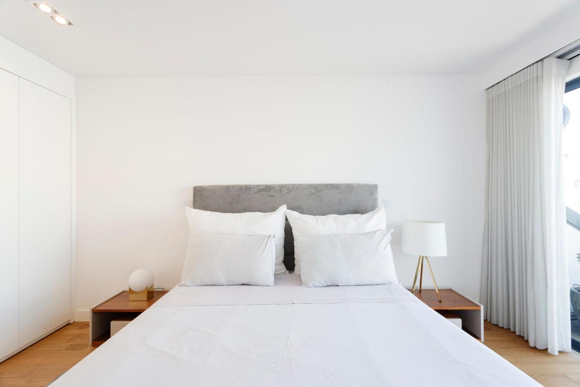 Luxury Suite With Balcony And Shared Accommodation In The Parque Eduardo VII Area Lizbona Zewnętrze zdjęcie